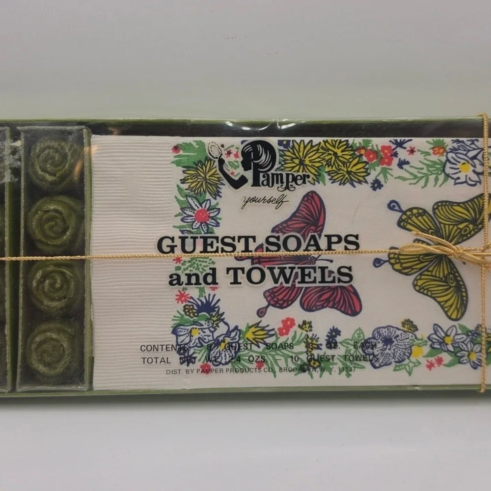 Vintage Pamper Guest Soap and Towels Set Floral Butterfly Sealed 18pc Green